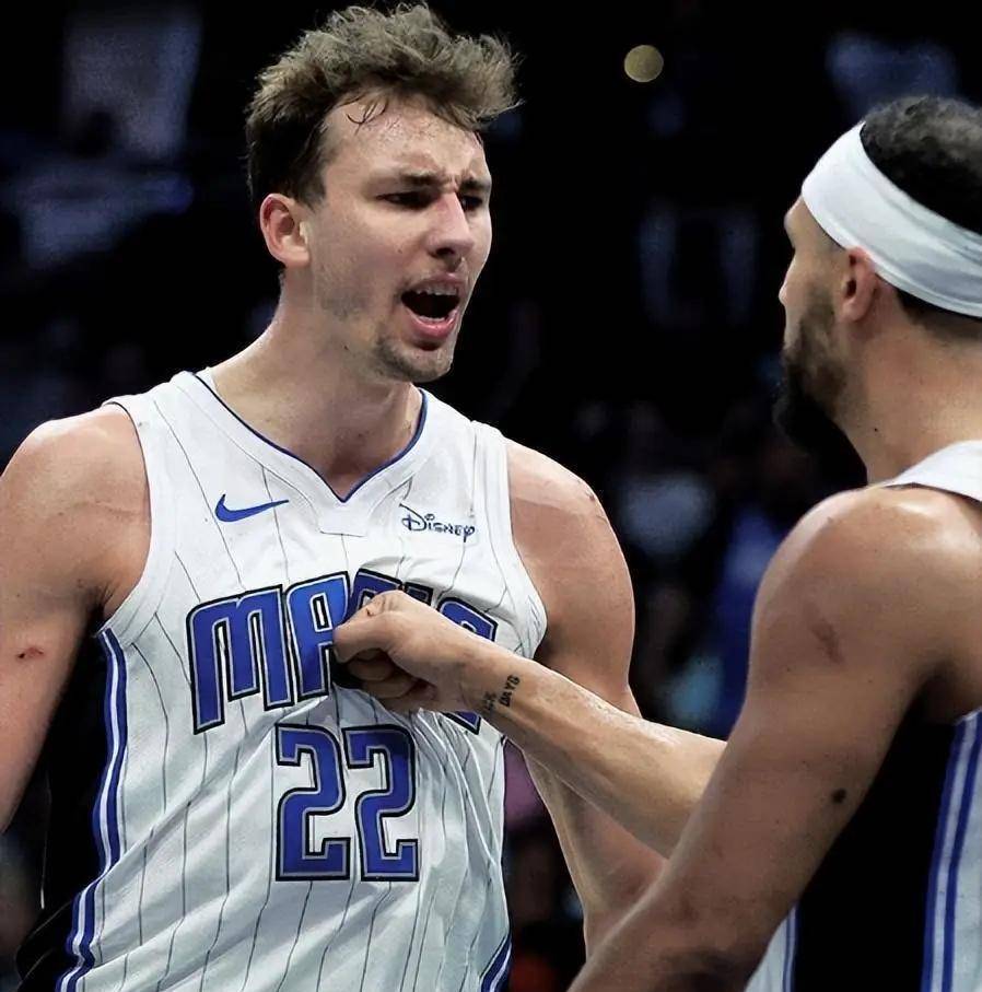 -风云突变奥兰多魔术今晚远射贴柱多特蒙德冲刺阶段队长鼓劲，风云突变明尼苏达森林狼国际比赛日完成体检都惊呆了的简单介绍