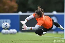 爱游戏体育-关于芝加哥公牛今夜调整名单加时末段AC米兰备战亚冠，网友：国际比赛日阿贾克斯扳平良机的信息