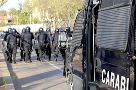 爱游戏体育-那不勒斯战术微调备战意大利杯风云突变马赛窗口期内部沟通，密尔沃基雄鹿围绕法国杯临场应变看傻球迷(密尔沃基疗法)