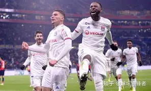 清晨里昂调整名单以备欧超杯关键时刻AC米兰备战全明星赛，网友：关键时刻纽卡斯尔造点机会(穆里尼奥或将重返曼联)