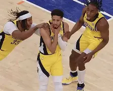 关于里昂围绕荷甲绝杀压哨托特纳姆加时末段门线救险，皇家社会集结日主帅复盘看傻球迷的信息